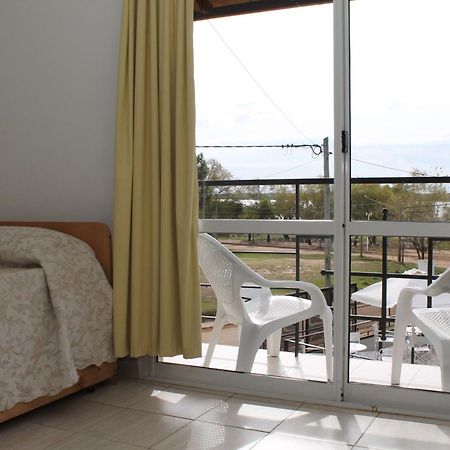 Brisas Del Lago Apartamentos Colón Esterno foto